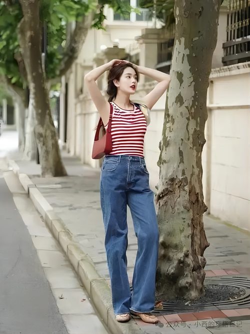 牛仔裤搭配指南：12种时尚穿搭方案展现个性风格-美派服饰网(图2)