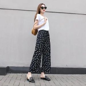 波点阔腿裤搭配技巧，10种时尚穿搭方案展现个性魅力-美派服饰