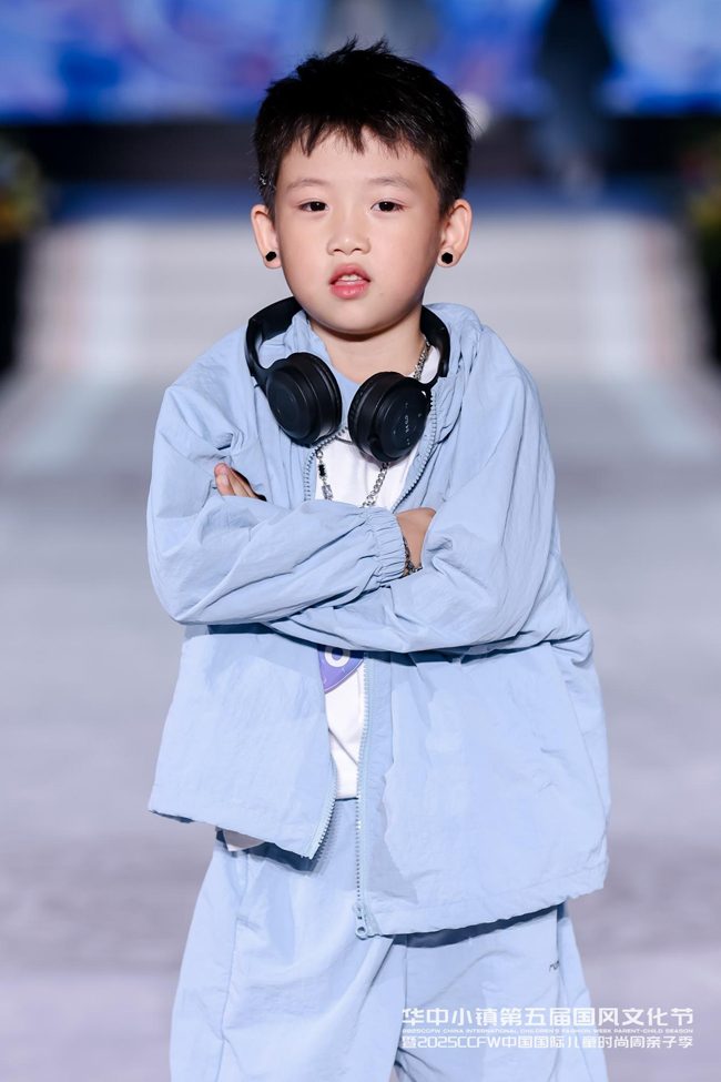 第八届中国国际儿童时尚周泉州开幕 打造国潮童装创新高地-美派服饰网(图25) 第八届中国国际儿童时尚周泉州开幕 打造国潮童装创新高地-美派服饰网(图25)