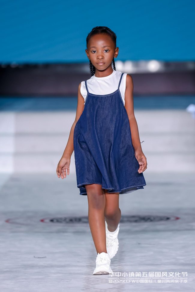 第八届中国国际儿童时尚周泉州开幕 打造国潮童装创新高地-美派服饰网(图27) 第八届中国国际儿童时尚周泉州开幕 打造国潮童装创新高地-美派服饰网(图27)