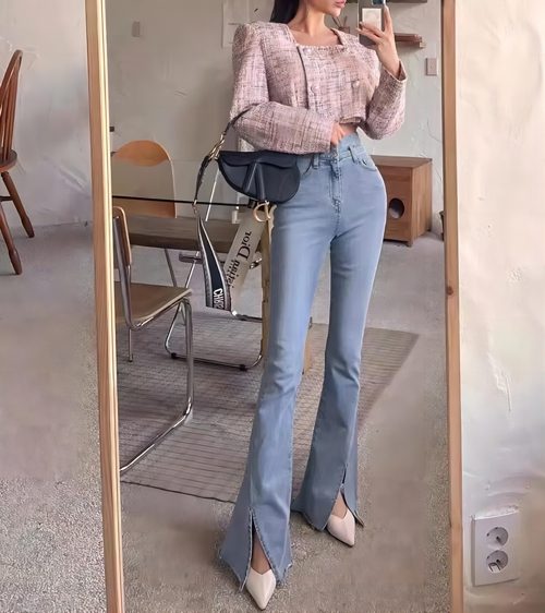 浅色喇叭裤搭配指南：打造优雅时尚穿搭效果-美派服饰网(图3)