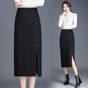 春秋长裙搭配技巧：优雅时尚穿搭指南-美派服饰网