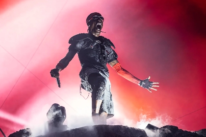 Travis Scott巡演创2.5亿美元票房纪录，定义现代文化先锋标准-美派服饰网(图2)