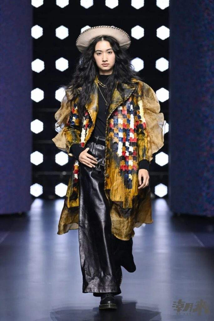 第二十八届真皮标志杯国际皮革时装设计大赛圆满落幕-美派服饰网(图12) 第二十八届真皮标志杯国际皮革时装设计大赛圆满落幕-美派服饰网(图12)