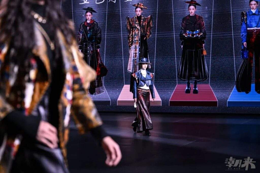 第二十八届真皮标志杯国际皮革时装设计大赛圆满落幕-美派服饰网(图23) 第二十八届真皮标志杯国际皮革时装设计大赛圆满落幕-美派服饰网(图23)