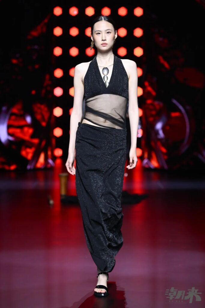 机械隐修与灵脉复苏的时尚交融，探索科技与传统的美学边界-美派服饰网(图5)