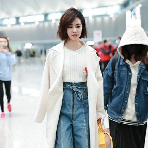 白色外套搭配什么颜色内搭最时尚 常见色彩组合推荐-美派服饰网(图3)