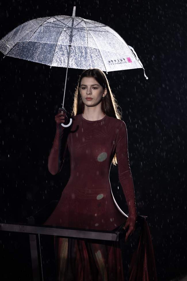 2025年中国美术学院时尚设计学院“七十二变・分身有道”毕业展开幕时装秀(图3) 2025年中国美术学院时尚设计学院“七十二变・分身有道”毕业展开幕时装秀(图3)