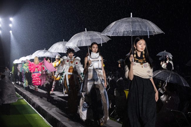 2025年中国美术学院时尚设计学院“七十二变・分身有道”毕业