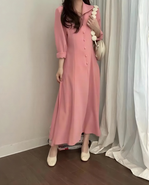 粉色裙子怎么搭配？7种风格穿出甜美与个性-美派服饰网(图2)