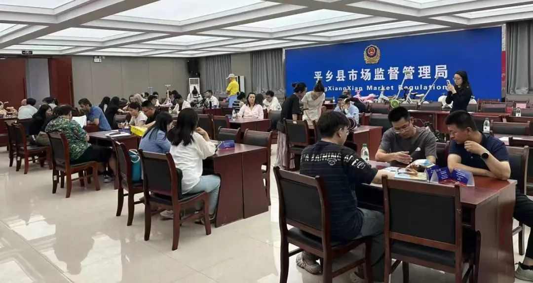 中国玩协平乡对接会:全球采购商直采童车,精准匹配高效合作-美派服饰网(图5) b7f5d1005bf2658a3859ceb4450fc34.jpg