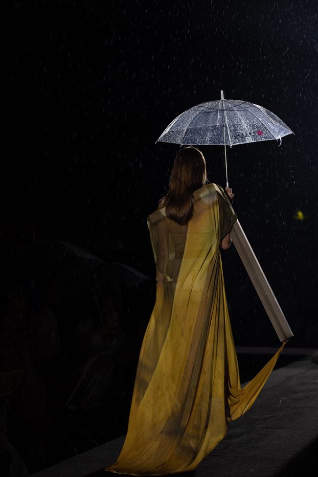 中国美术学院时尚设计学院毕业展分身有道演绎设计无限可能-美派服饰网(图5) 中国美术学院时尚设计学院毕业展分身有道演绎设计无限可能-美派服饰网(图5)