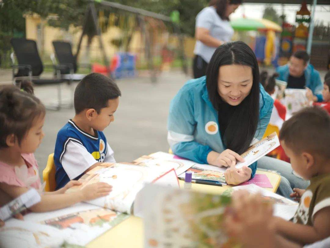 玩具行业爱心接力 千余名边疆儿童获赠玩教具物资-美派服饰网(图6) 图片