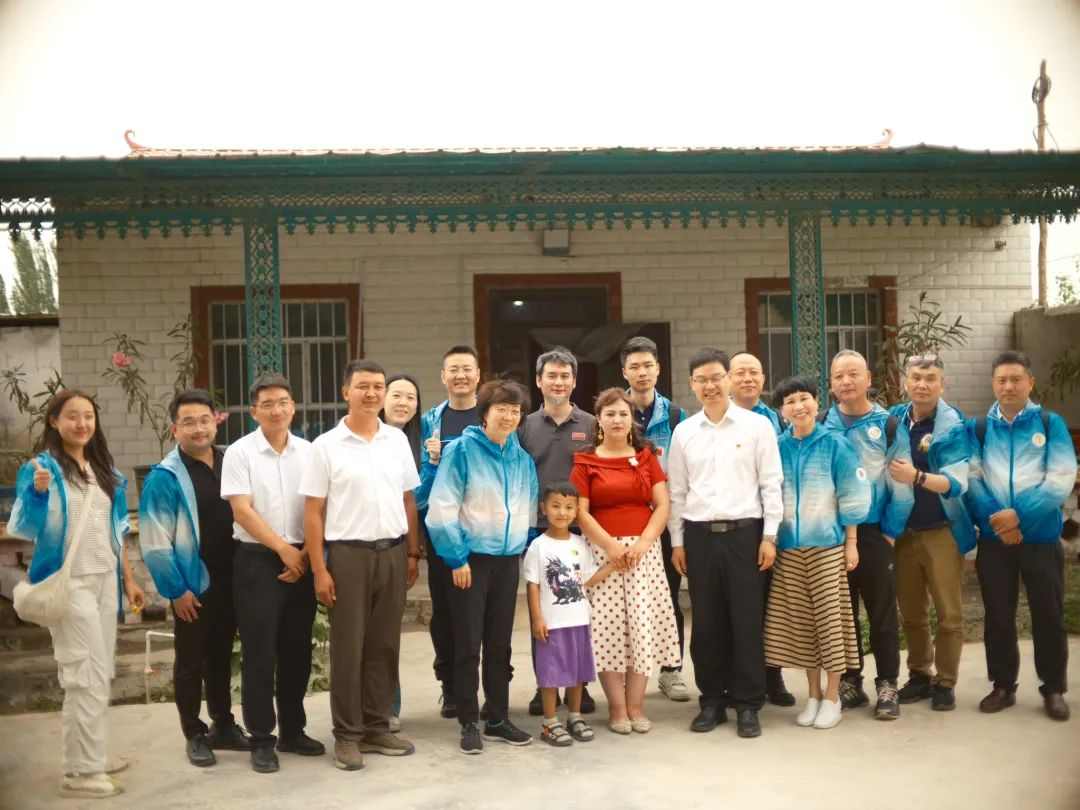 玩具行业爱心接力 千余名边疆儿童获赠玩教具物资-美派服饰网(图16) 图片