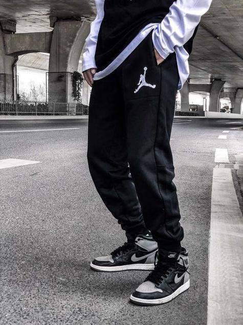 板鞋配束脚裤穿搭指南：5种经典组合打造休闲时尚造型-美派服饰网(图3)