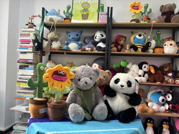 “玩具新兵”遇上 AI 浪潮:凭4款产品,一季度爆卖2万台! “玩具新兵”遇上 AI 浪潮:凭4款产品,一季度爆卖2万台!