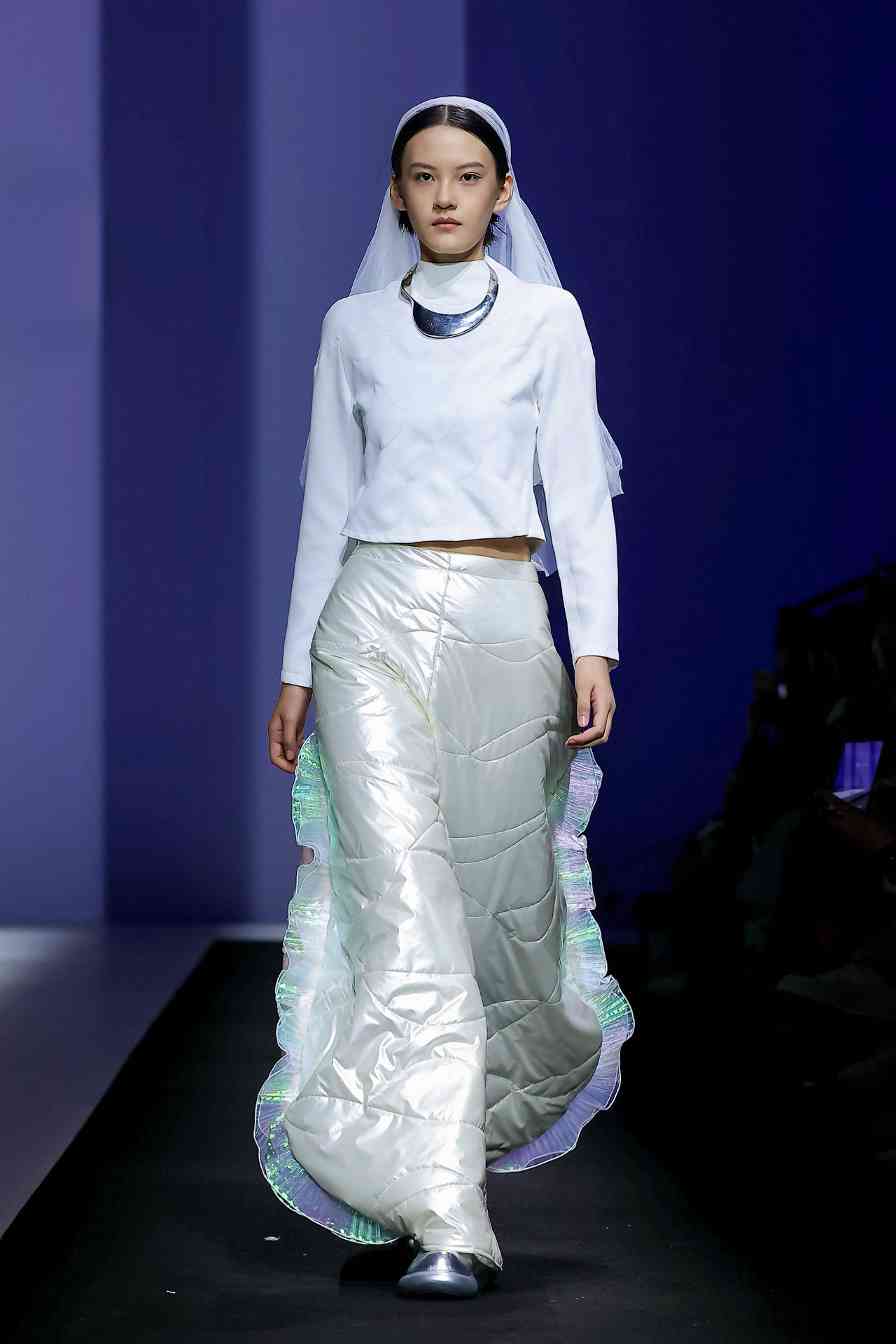 河北美术学院设计学院2025毕业设计作品亮相中国国际大学生时装周(图2)
