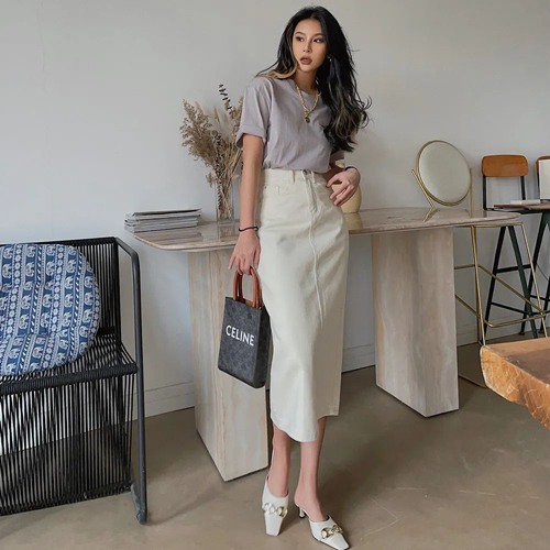 米白色半身裙怎么搭配(图1)