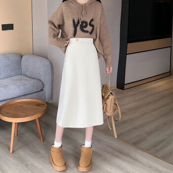 米白色半身裙怎么搭配(图2)