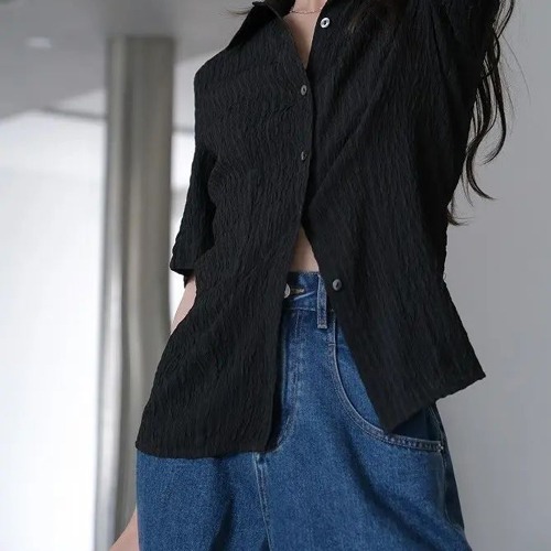 黑色衬衣搭什么裤子最好看【图文】(图1)