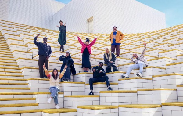 中美互调加征关税、乐高10年后再推辛普森主题场景套装、52TOYS获1.44亿投资 | 本周关注