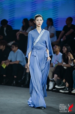 易灿纺织×丛剑“汉襟风华”共谱传统新韵!(图5) 易灿纺织×丛剑“汉襟风华”共谱传统新韵!(图5)