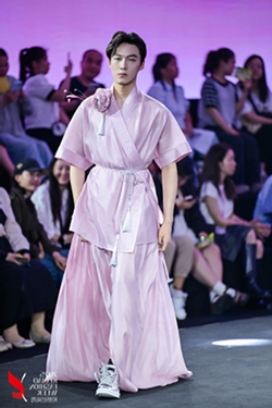 易灿纺织×丛剑“汉襟风华”共谱传统新韵！(图8)