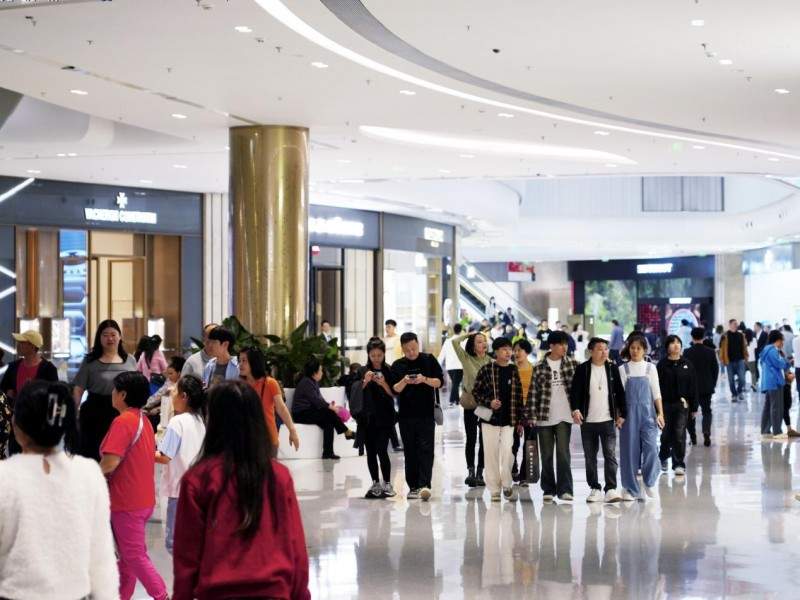 免税+文旅沉浸式体验，五家门店打造假日购物盛宴-美派服饰网(图4)