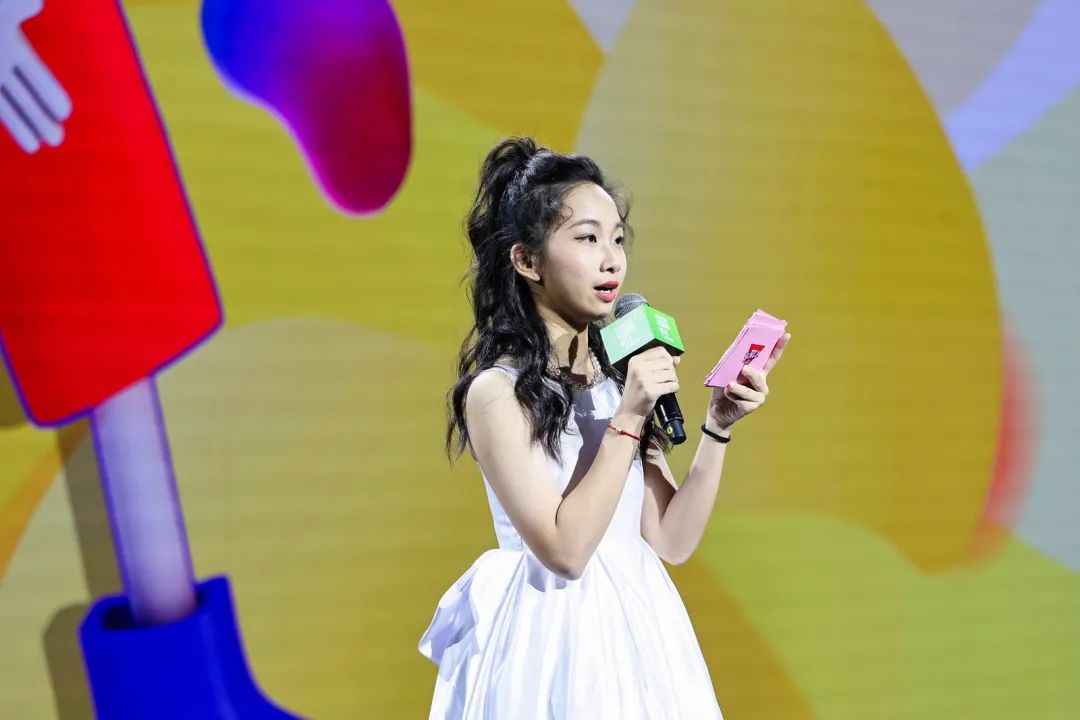 非遗服饰引领时尚秀 高中生为特殊儿童点亮自信之路-美派服饰网(图2) 图片