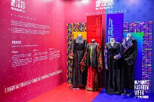 广东香云纱非遗文化与现代时尚设计融合创新-美派服饰网(图2)