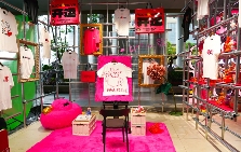 四喜财神:好运文化如何在广东时装周登场-美派服饰网(图19) 四喜财神:好运文化如何在广东时装周登场-美派服饰网(图19)