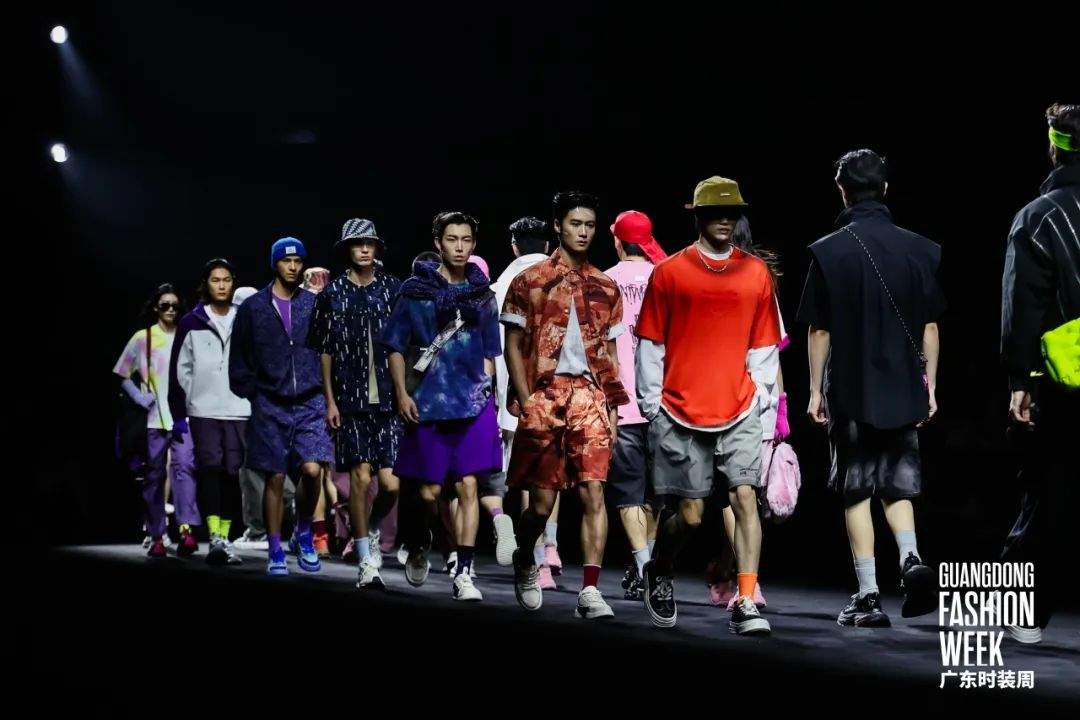 2025广东时装周:科技赋能非遗创新,推动湾区产业升级-美派服饰网(图2) 图片