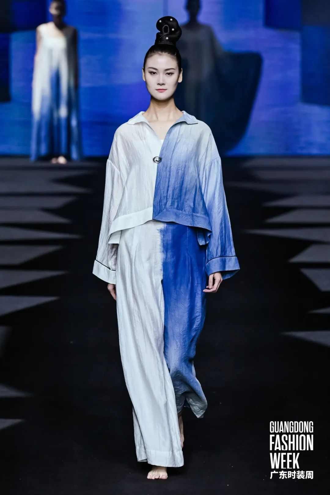 非遗时装国潮美学,如王家卫电影般惊艳-美派服饰网(图17) 图片