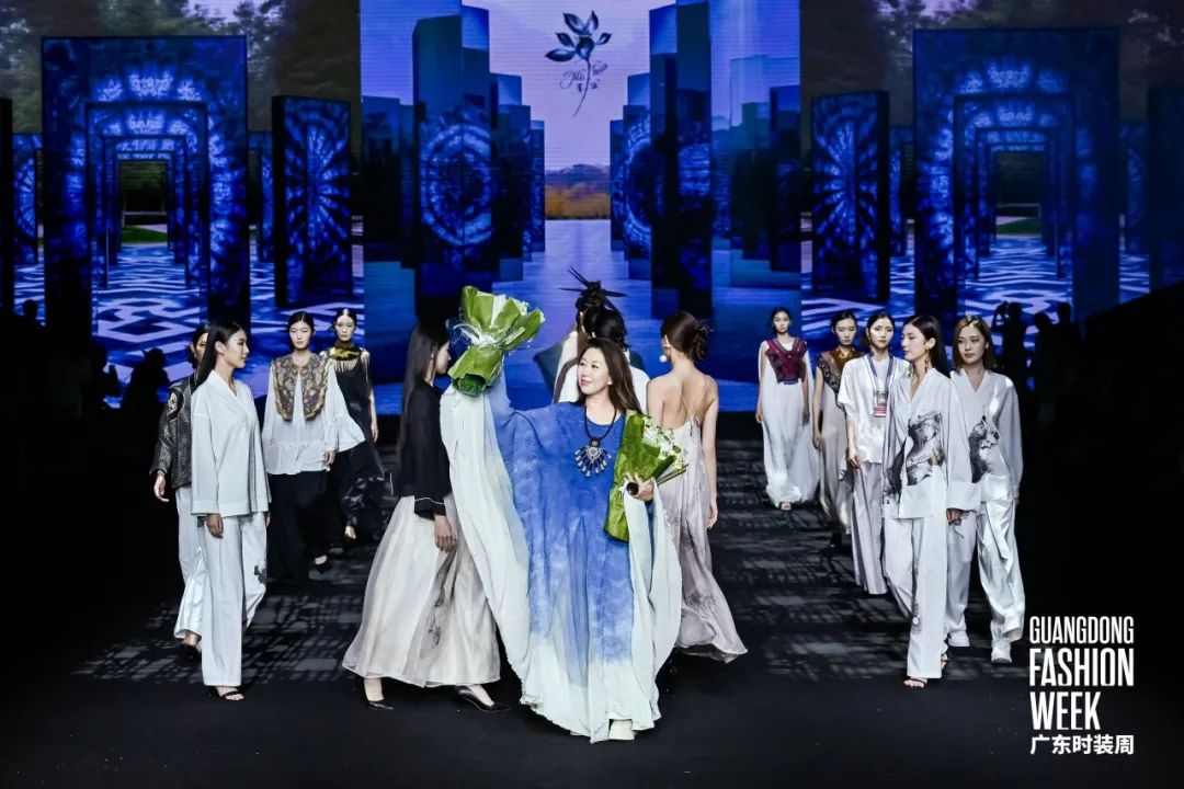 非遗时装国潮美学,如王家卫电影般惊艳-美派服饰网(图24) 图片