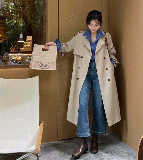 棕色短靴搭配牛仔裤的时尚技巧解析-美派服饰网(图1)