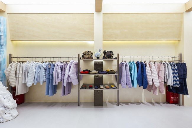 1770714853940011.jpg ROC1873.JPG