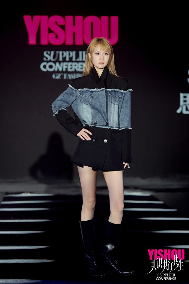 设计师主理人秀：服装背后的灵魂数码演绎-美派服饰网(图5)