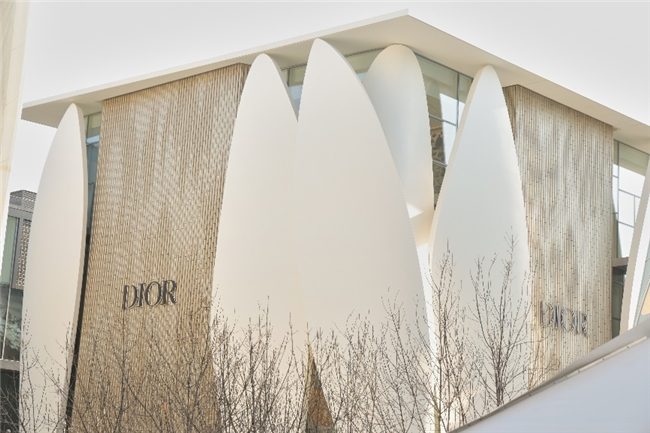 北京迪奥之家建筑艺术诠释奢侈时尚魅力-美派服饰网(图5)