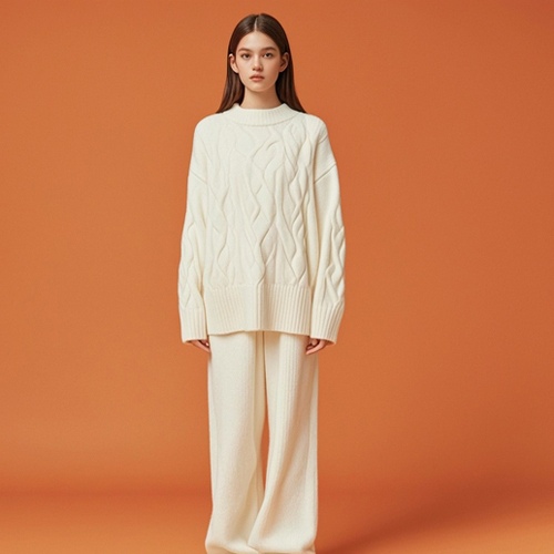 长款白色针织衫的多变搭配技巧与时尚灵感-美派服饰网(图4)