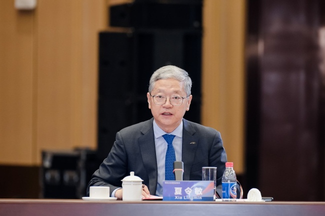 全球纺织业重构价值链，AI赋能与国际化共赢-美派服饰网(图3)