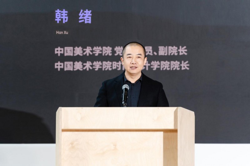 浮粒空镜：重塑时尚研究的跨文化学术对话空间-美派服饰网(图1)