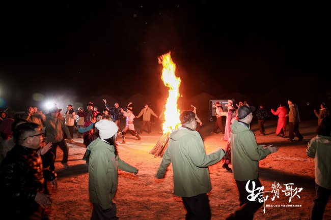 新疆尉犁胡杨林见证纺织精英挑战极限之旅-美派服饰网(图15)