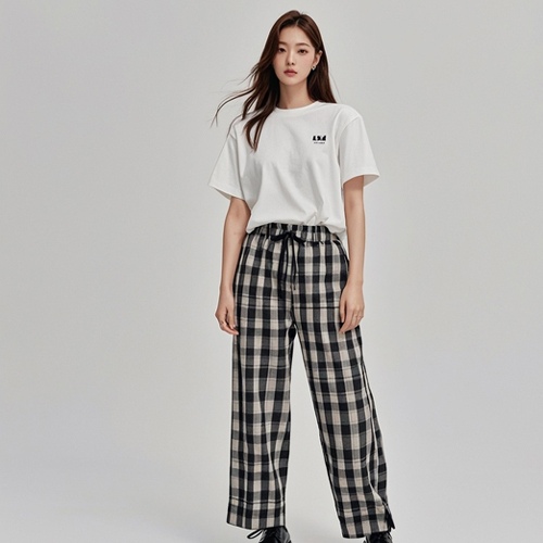格子休闲裤搭配指南：实用造型技巧大公开-美派服饰网(图1)