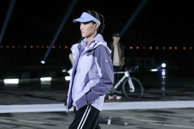 苏州湾融合传统与现代诠释当代时尚趋势-美派服饰网(图4)