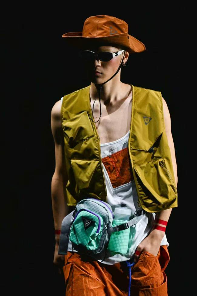 科技守护生活的设计宣言-美派服饰网(图4)