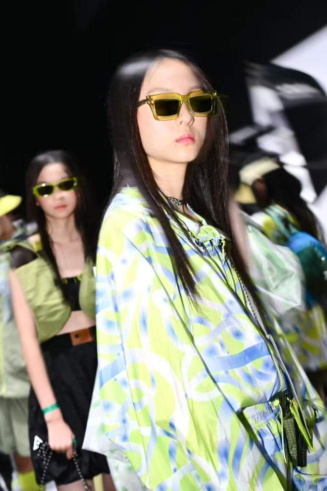 科技守护生活的设计宣言-美派服饰网(图11)