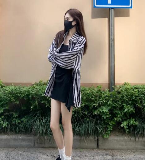 黑色包臀裙搭配经典技巧-美派服饰网(图3)