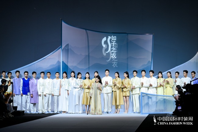 新中式高级定制诠释传统与现代融合， 愿系列引领时尚新风尚-美派服饰网(图1)