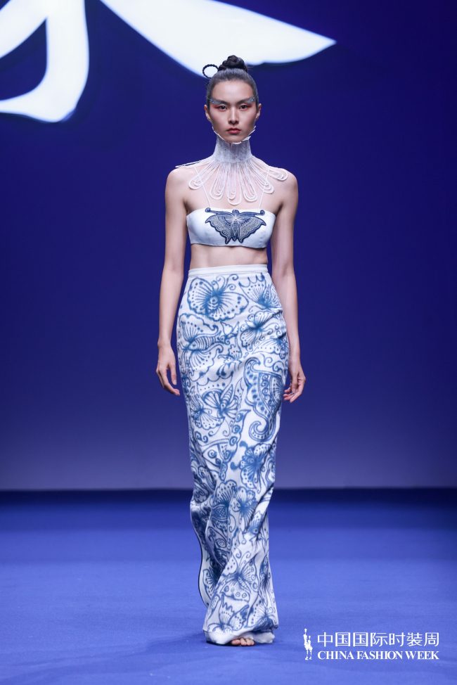 非遗邂逅科技，成昊蝶系列破茧成蝶-美派服饰网(图3)